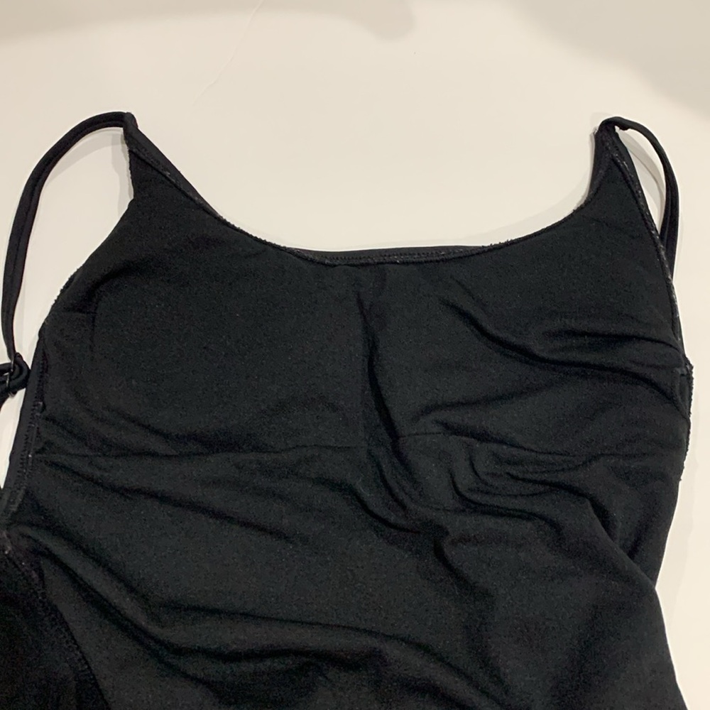 Swimsuit - Picture 7 of 8